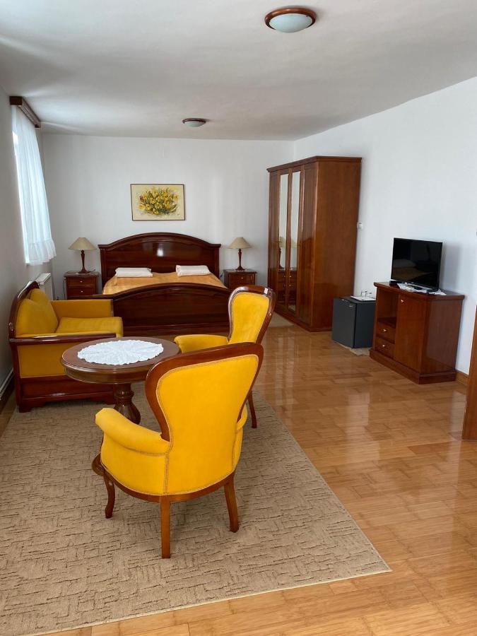 Vila Punta Šibuljina Buitenkant foto
